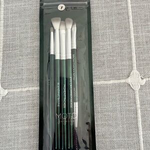 MOTD Makeup Brush Set